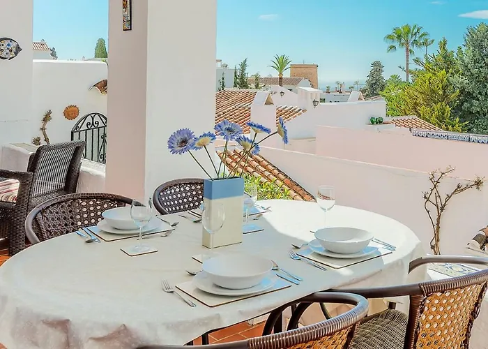 Ap351 - Capuchinos 54 * Nerja