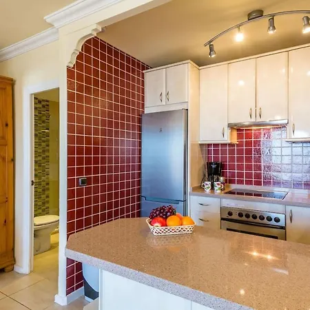 Ap351 - Capuchinos 54 Nerja