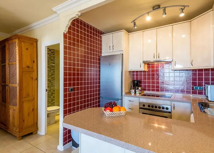 Ap351 - Capuchinos 54 Nerja